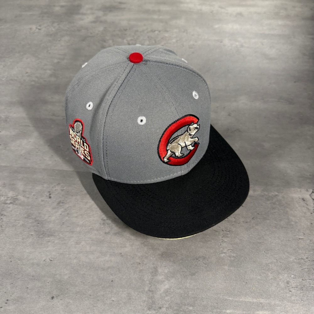 New Era Chicago Cubs Fitted Hat 7 1/4 Grey Cement Black Red Metallic‎ Fitted Cap